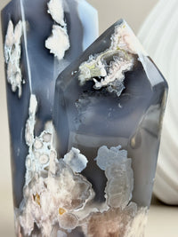 DOUBLE POINT FLOWER AGATE STATEMENT TOWER (VICTOR)