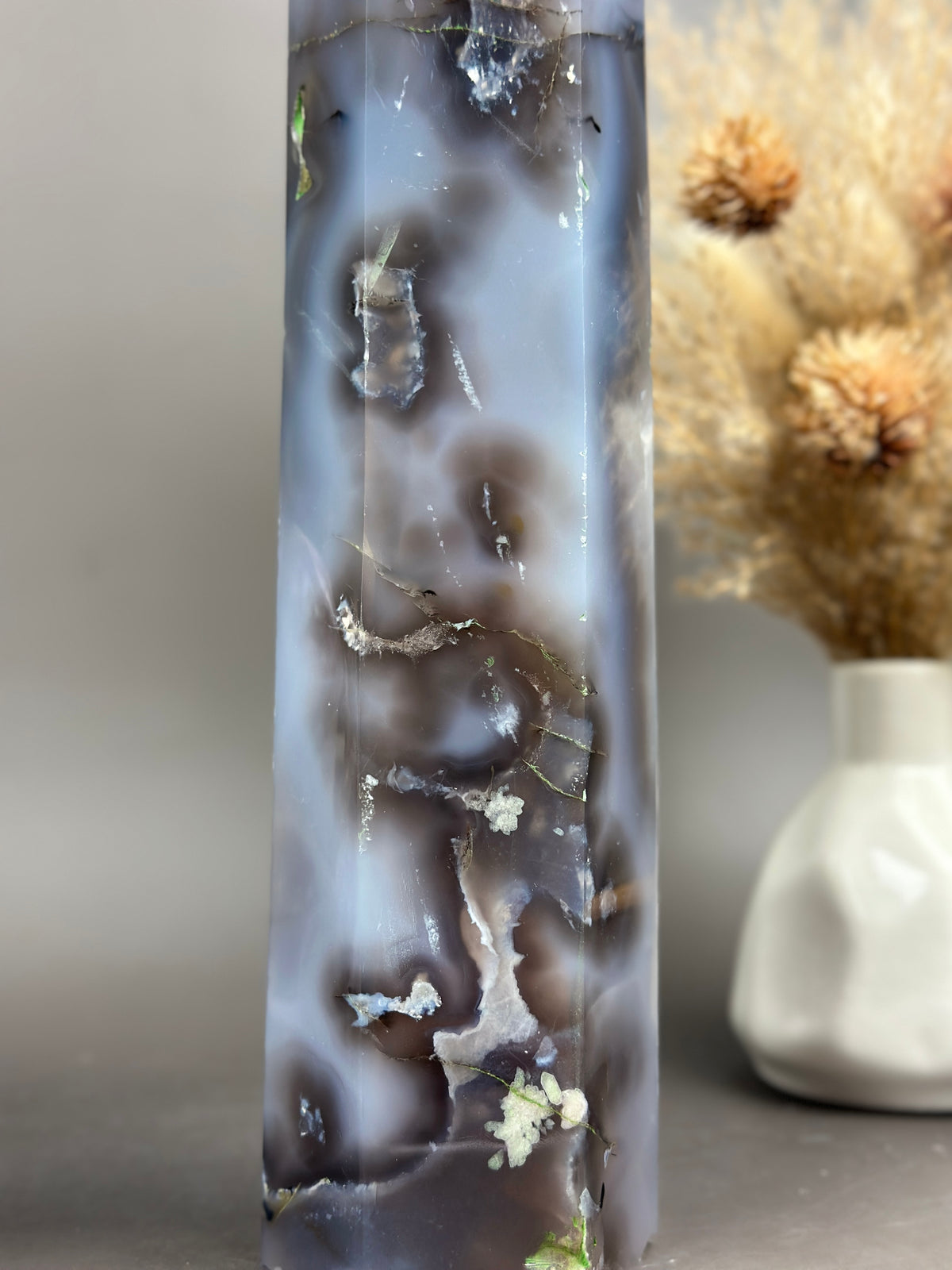 EDWARD Tall Dark n Moody Statement Flower Agate 12.5” Tower