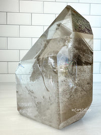 PEGASUS XXL Phantom Quartz Tower with Rainbows