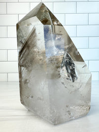 PEGASUS XXL Phantom Quartz Tower with Rainbows