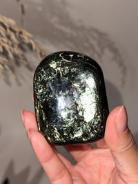 Rare Russian Mineral Tetraphlogopite Palm Stone Tetra Flogopite Palmstone Pocket Stone Gift for Crystal Collector #2